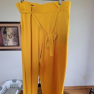 New York and company yellow pull on pants
